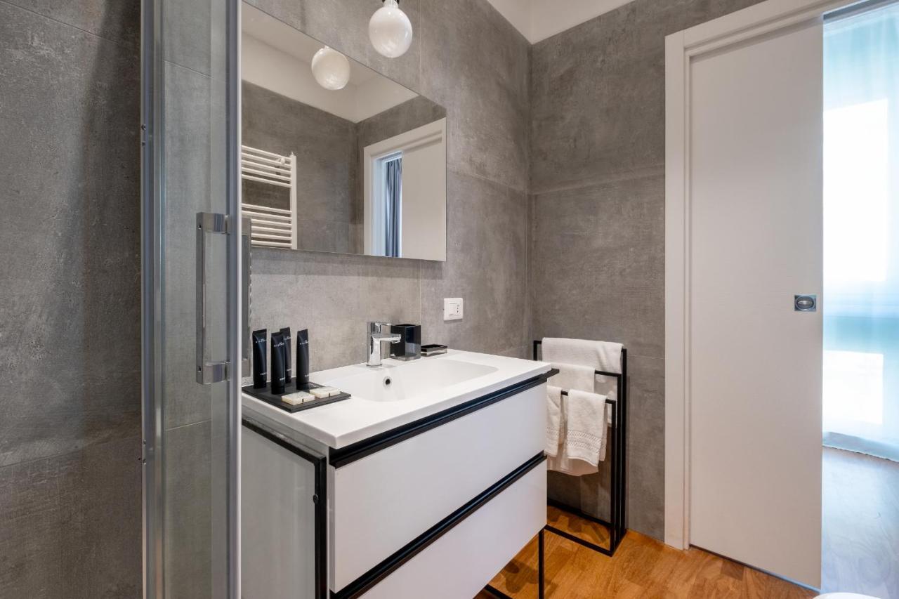 Sweet Life 2 Luxury And Design Apartment Bari Extérieur photo